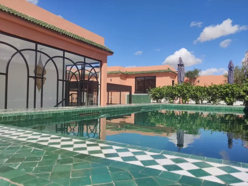 Piscine & Terrasse